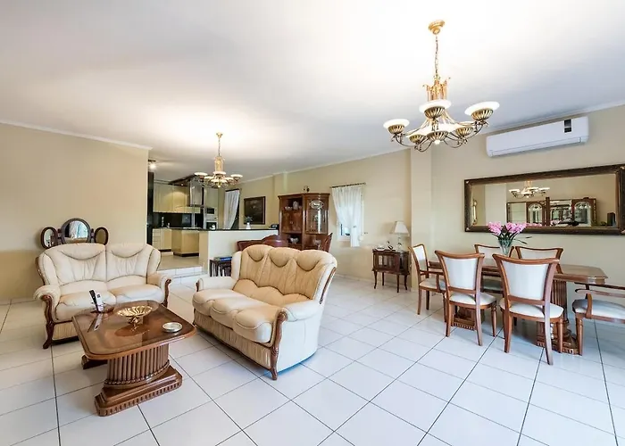 Doxia 别墅 Peraía