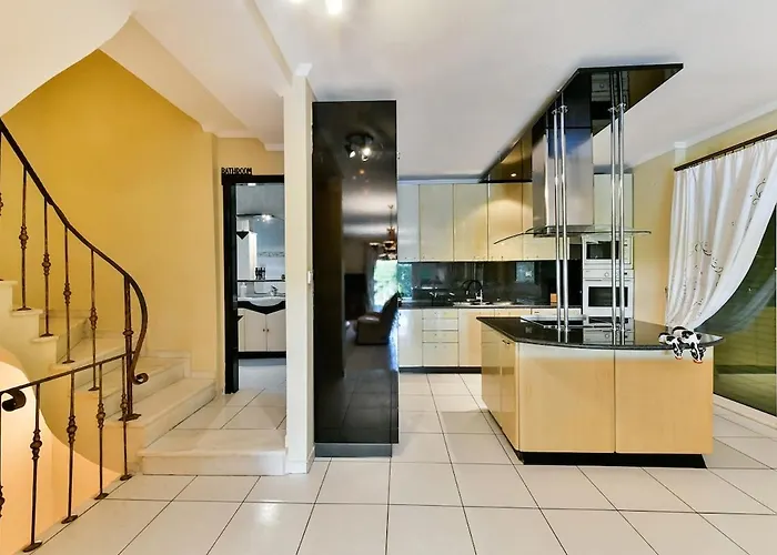 别墅 Doxia Peraía